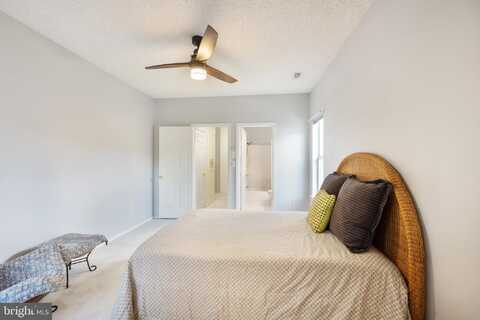 13081 AUTUMN WOODS WAY, FAIRFAX, VA 22033