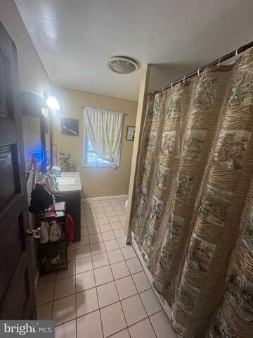 1906 HAY TERRACE, EASTON, PA 18042
