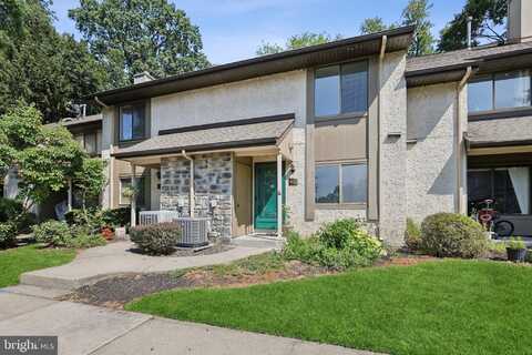 182 HAMPSHIRE DRIVE, PLAINSBORO, NJ 08536