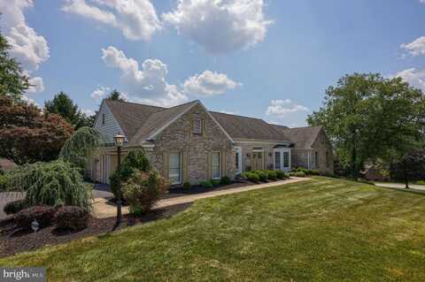 980 LEEWARD COURT, YORK, PA 17403