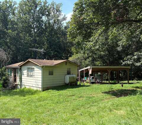 6040 COON TREE ROAD, THE PLAINS, VA 20198