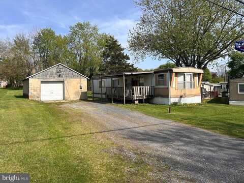 2845 PACIFIC AVENUE, OREFIELD, PA 18069
