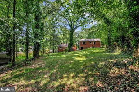 3802 CRYSTAL LANE, TEMPLE HILLS, MD 20748