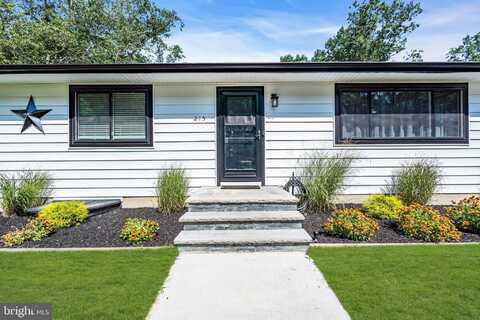 215 AVENUE ROAD, SOUTHAMPTON, NJ 08088