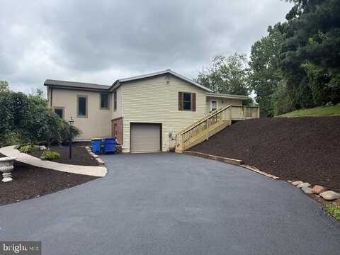 2530 MILL CREEK ROAD, DOVER, PA 17315