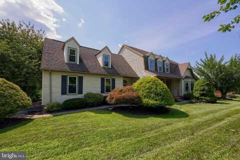 320 SCHOOL STREET, YORK, PA 17402
