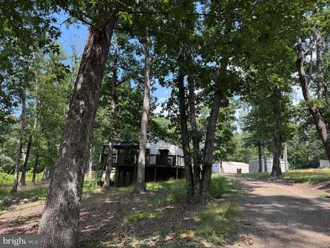 76 SCHAEFFER HILL DRIVE, PAW PAW, WV 25434