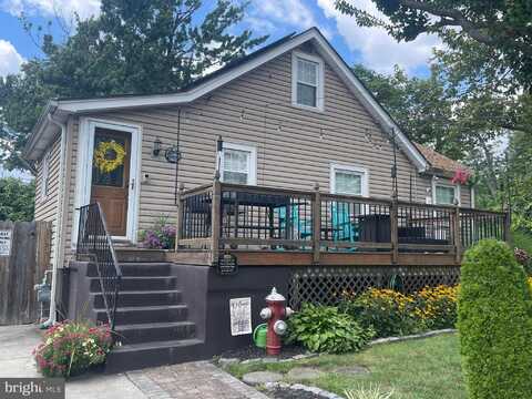 902 W KINGS HIGHWAY, MOUNT EPHRAIM, NJ 08059