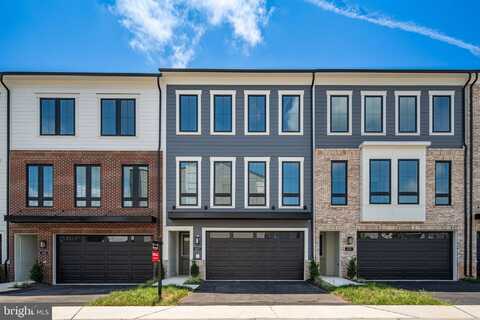 647 ANGELFISH WAY, WOODBRIDGE, VA 22191