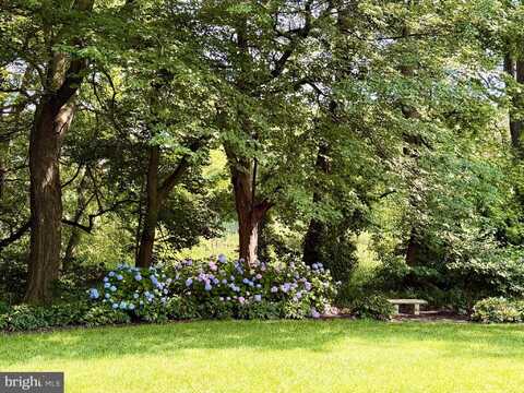 1260 SUGARWOOD CIRCLE, BALTIMORE, MD 21221