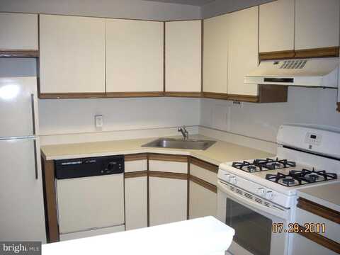 1030 E LANCASTER AVENUE, BRYN MAWR, PA 19010