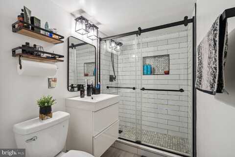 5250 MARIS AVENUE, ALEXANDRIA, VA 22304