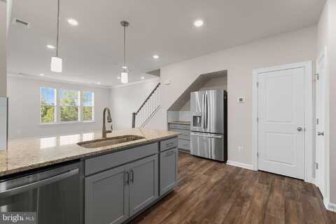 43361 RADFORD DIVIDE TERRACE, ASHBURN, VA 20148