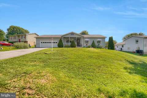 204 JENNIFER CIRCLE, BELLEFONTE, PA 16823