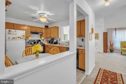 27 ADAMS AVENUE, BERLIN, NJ 08009