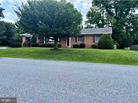 2008 MAPLEWOOD DRIVE, HAGERSTOWN, MD 21740