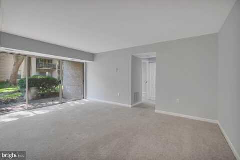 17 CANTERBURY SQUARE, ALEXANDRIA, VA 22304