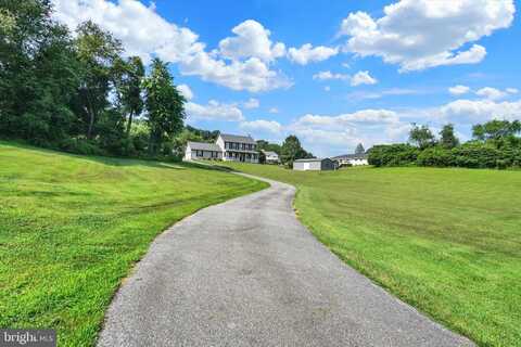 16492 DOLF ROAD, STEWARTSTOWN, PA 17363