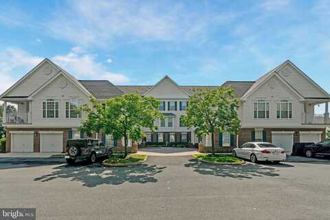 25230 POND VIEW SQUARE, CHANTILLY, VA 20152
