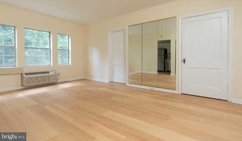 1909 N RHODES STREET, ARLINGTON, VA 22201