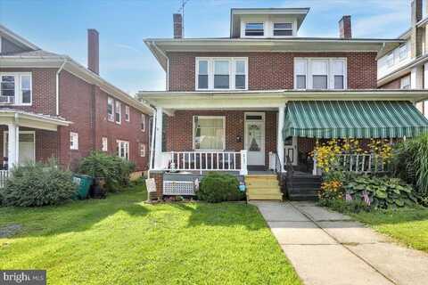 613 CARSONIA AVENUE, READING, PA 19606