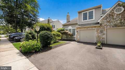 7001 BIRDIE LANE, DOYLESTOWN, PA 18901