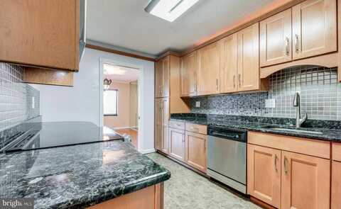309 YOAKUM PARKWAY, ALEXANDRIA, VA 22304