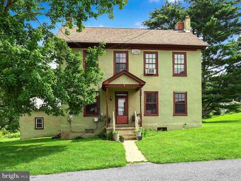 21 SPANGSVILLE ROAD, BOYERTOWN, PA 19512