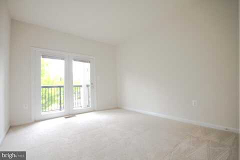 5107 TRAVIS EDWARD WAY, CENTREVILLE, VA 20120