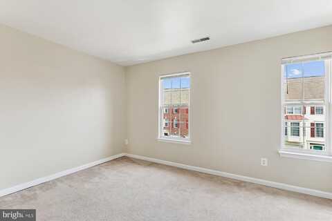 45465 BLUEMONT JUNCTION SQUARE, STERLING, VA 20164