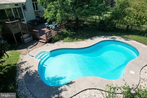 359 DEAVEN ROAD, HARRISBURG, PA 17111