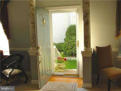 78 CHAPEL HILL ROAD, MOUNT LAUREL, NJ 08054