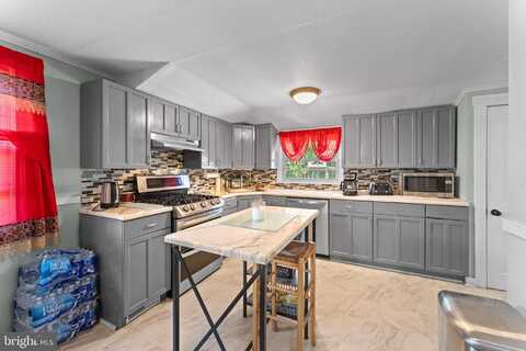 44 BRANDRIFF AVENUE, PENNSVILLE, NJ 08070
