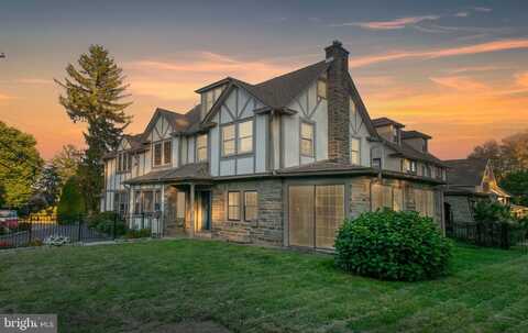 501 E MANOA ROAD, HAVERTOWN, PA 19083