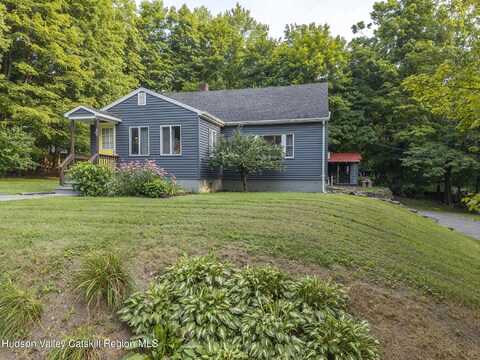 4 Clover Street, West Hurley, NY 12491