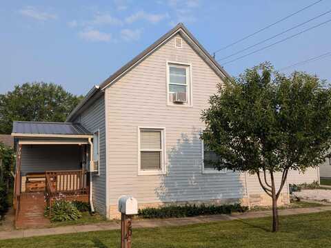 204 Day Street, Decorah, IA 52101