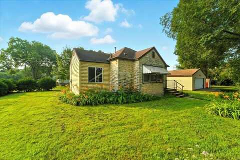 420 Milton Street, Waterloo, IA 50703