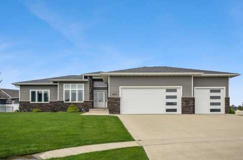 4629 Ethan Court, Cedar Falls, IA 50613