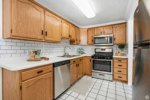 3758 S MAPLE VIEW E, Salt Lake City, UT 84106