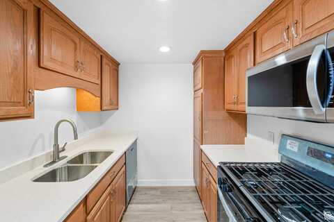 721 E 3720 S, Millcreek, UT 84106