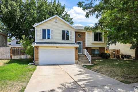 1302 E 3150 N, Layton, UT 84040