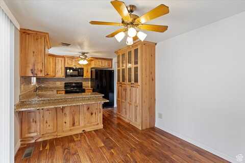 1168 S 1175 E, Clearfield, UT 84015