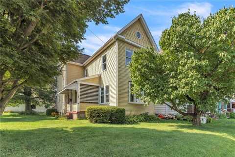 1303 4th Avenue, Ford City, PA 16226