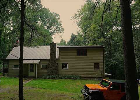 1070 Autumn Leaves, Ligonier, PA 15658