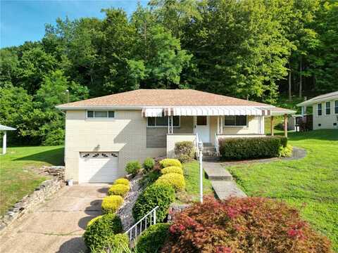 244 Herbst Rd, Kennedy, PA 15108