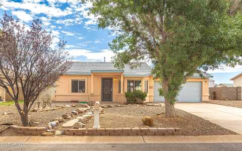 118 TOMAHAWK Drive, Huachuca City, AZ 85616