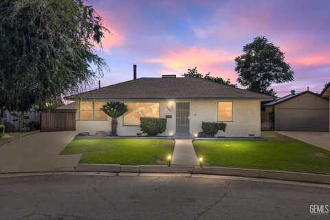1521 Esther, Bakersfield, CA 93308