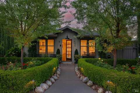 1468 Kearney Street, Saint Helena, CA 94574