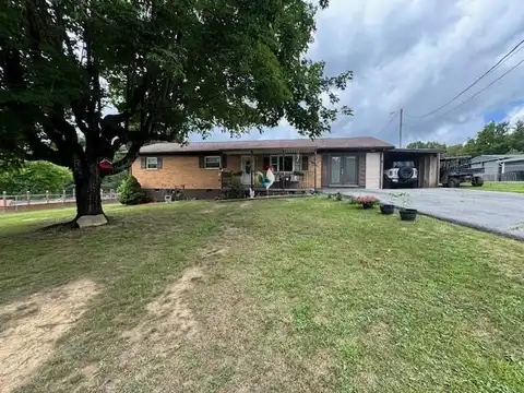 561 Circleview, BECKLEY, WV 25801