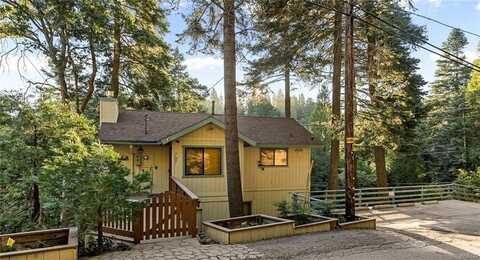 707 Virginia Court, Lake Arrowhead, CA 92352